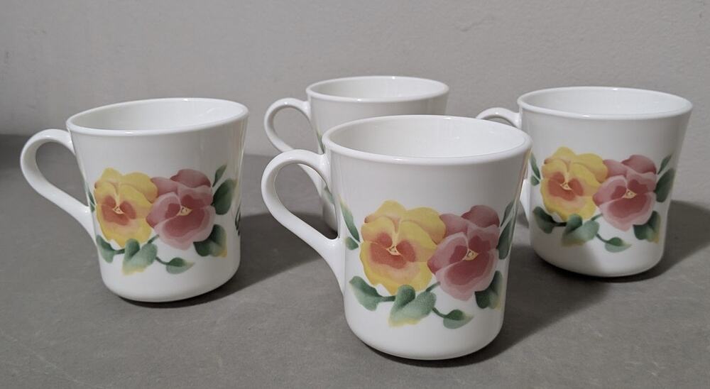 Set of 4 Vintage Corelle Corning Summer Blush Mugs Pansy Flower Coffee Cups